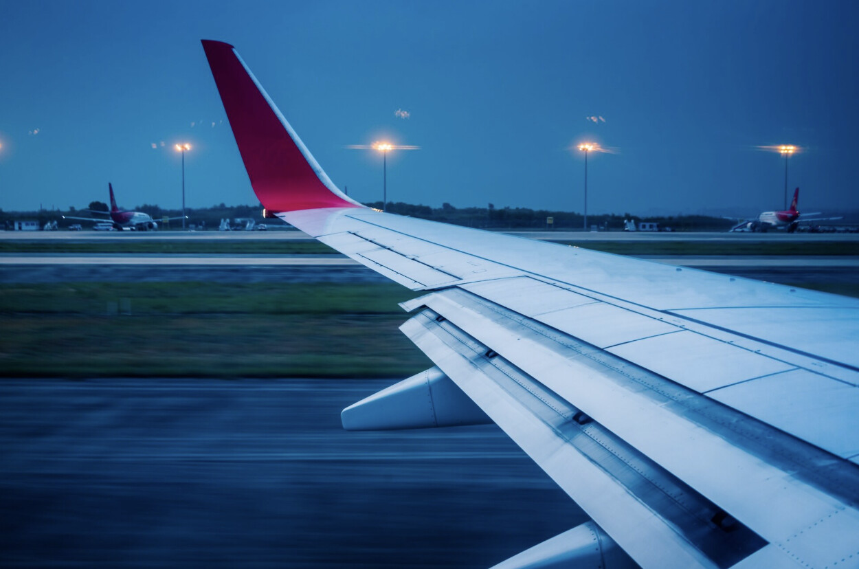 Cheapest Day to Book Flights and Fly